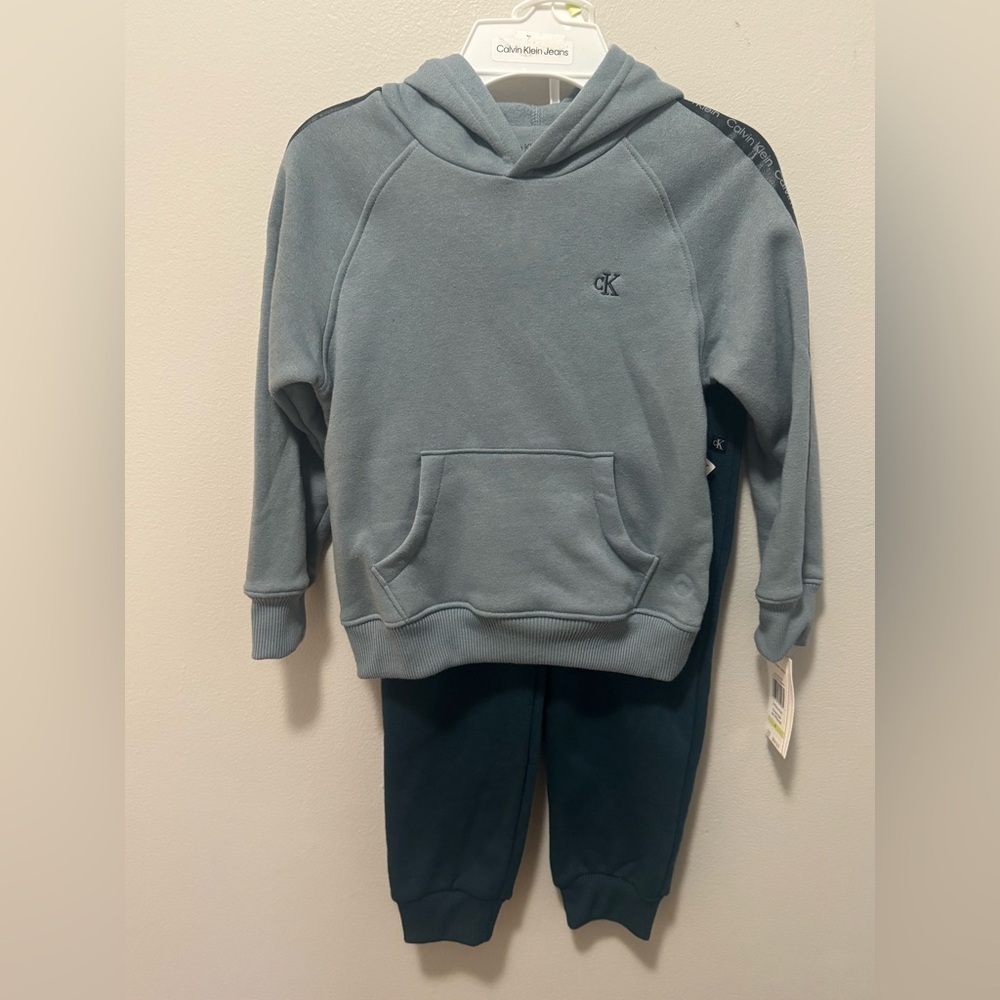 NWT‎ Calvin Klein Jeans boys Kids 2-Piece Hoodie & Jogger Set Size 4 Blue Gray